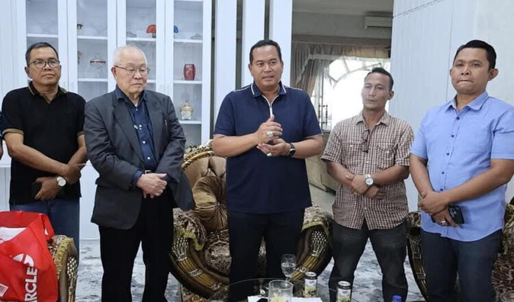 Direktur CCR Corporation Japan perwakilan Indonesia, Yasumasa Sasahara, berkunjung ke Pariaman. IST