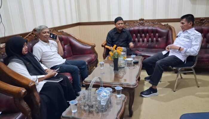 Perkuat Koordinasi, Legislator Pessel Sambangi DPRD Agam