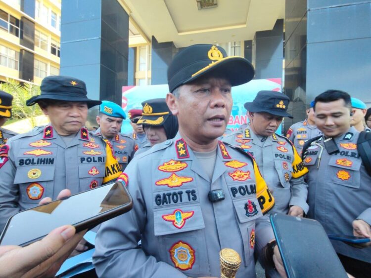 Kapolda Sumbar Irjen Gatot Tri Suryanta saat menyampaikan penanganan darurat bencana hidrometeorologis di Sumatera Barat  kepada awak media. IST