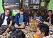 Tinjau Lokasi Longsor Sinuruik, Sekda Pasbar Sampaikan Duka Mendalam dan Minta Warga Bersabar