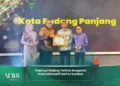 Padang Panjang Terima Anugerah Kota Informatif dari KI Sumbar