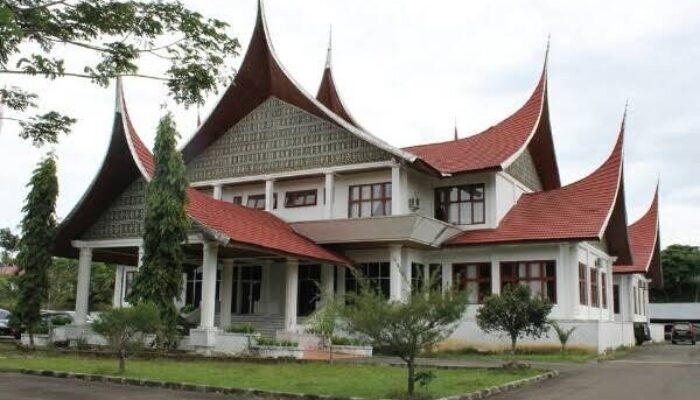 APBD Tanah Datar 2026 Hadapi Defisit, Pemerintah Diminta Jaga Keseimbangan Fiskal