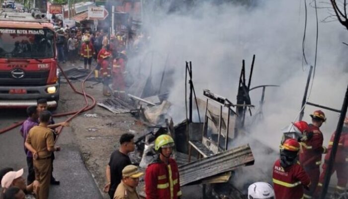 Kebakaran di Alai Parak Kopi Tewaskan Ibu dan Anak