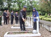 Polres Pasaman Ziarah Rombongan Peringati Hari Pahlawan ke-80 di TMP Suhada Bhakti