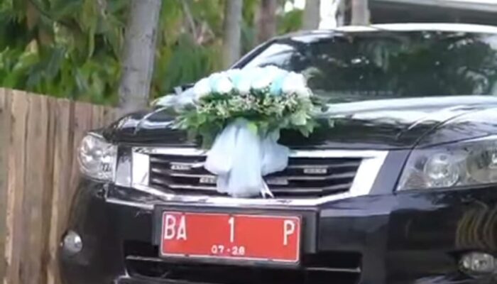 “Kendaraan Bahagia”, Warga Kota Solok Bisa Pinjam Mobil Dinas Wali Kota untuk Kendaraan Pengantin