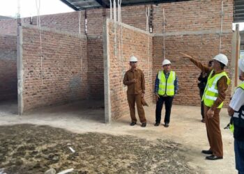 Bupati Hendrajoni Pastikan Pembangunan Pasar Inpres Painan Dilanjutkan Desember 2025