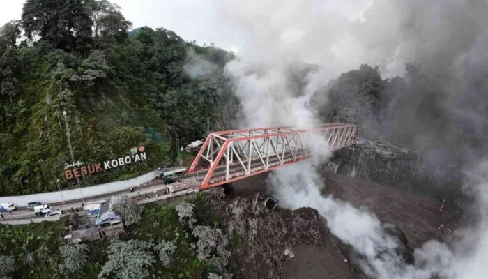 BNPB Dampingi Penanganan Darurat Erupsi Semeru
