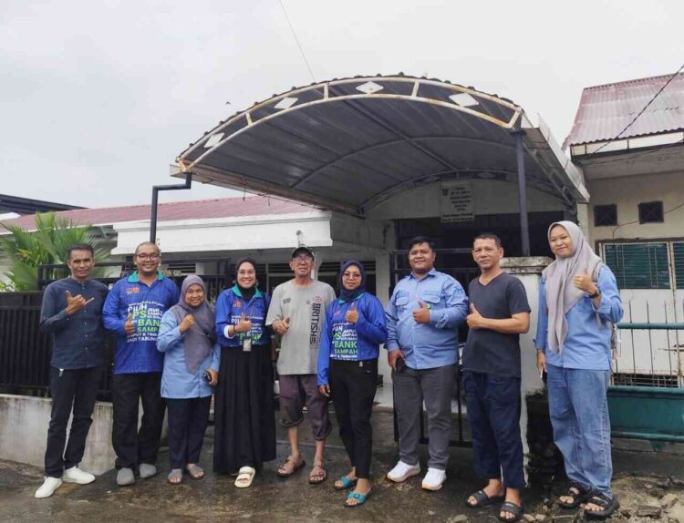 Tim juri II saat turun ke lapangan