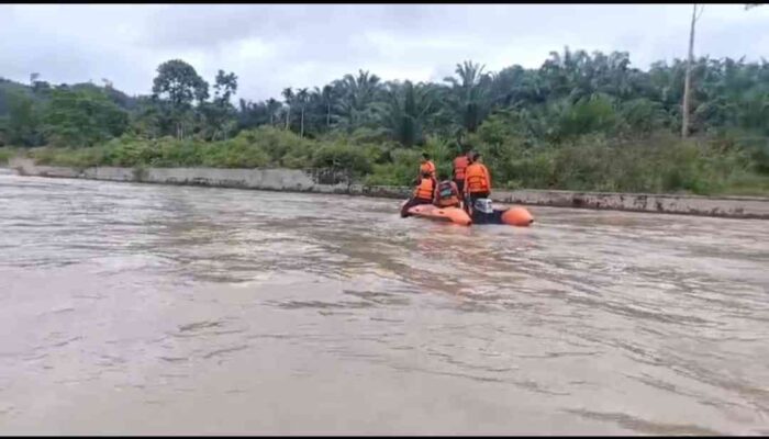 Pencarian Lansia Hanyut di Sungai Kambang Utara Memasuki Hari Kedua, Tim SAR Susuri Sungai hingga 20 Kilometer