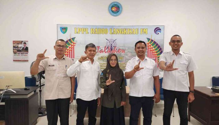 Bawaslu Pessel Luncurkan Program “Bawaslu Mengudara”, Edukasi Kepemiluan Lewat Radio