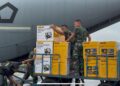 Bantuan Presiden dalam Penanganan Darurat Cuaca Ekstrem Tiba di Bandara Internasional Minangkabau