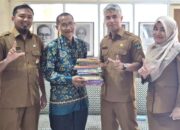 Perpustakaan Sumbar Terima 18 Buku dari Penerbit