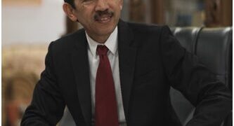 Rintihan Petani Gambir yang Tak Terdengar