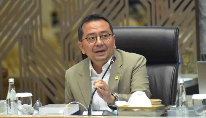 DPR Minta Kemenhub Intervensi Tingginya Biaya Transportasi Publik