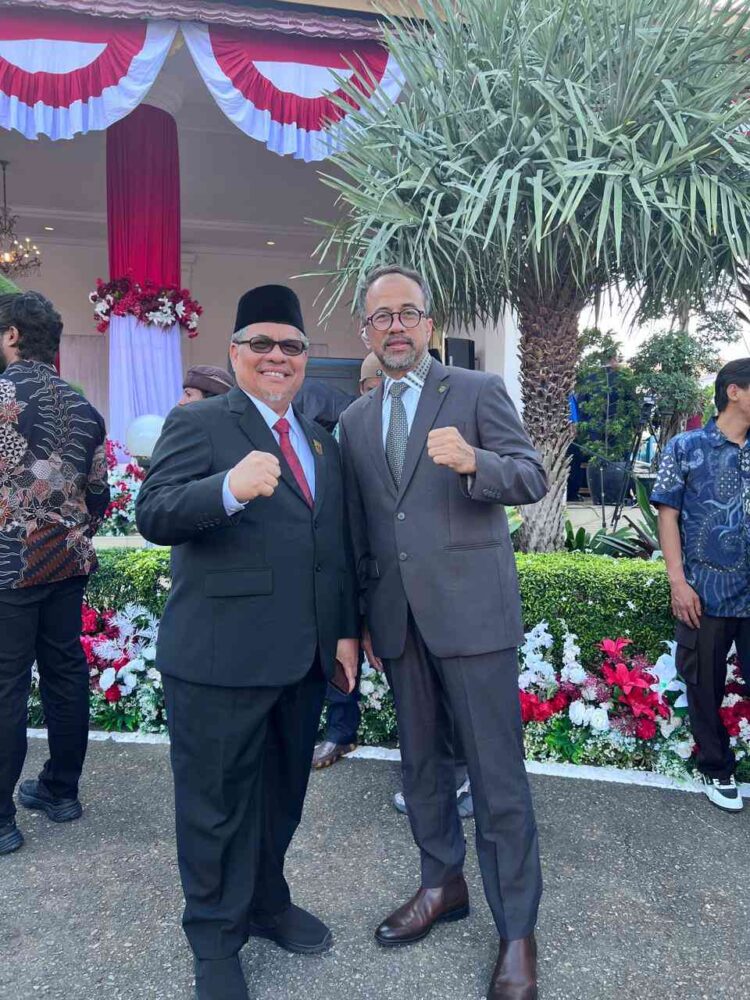 DPRD Provinsi Sumatera Barat mendukung penuh simulasi penanggulangan gempa dan tsunami yang digelar Pemerintah Kota Padang sebagai upaya mengedukasi masyarakat agar tanggal terhadap bencana. IST