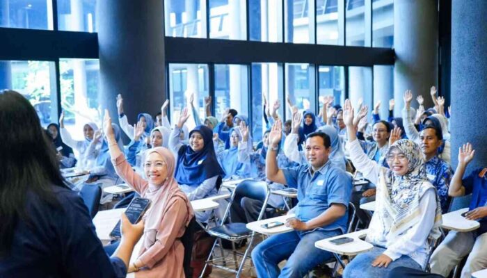 ParagonCorp Resmi Luncurkan Wardah Inspiring Teacher Generasi 8 di Momentum Hari Guru Nasional