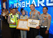 Ditlantas Polda Sumbar Borong Dua Penghargaan Nasional pada Anev Regident dan Pelayanan STNK di Bandung