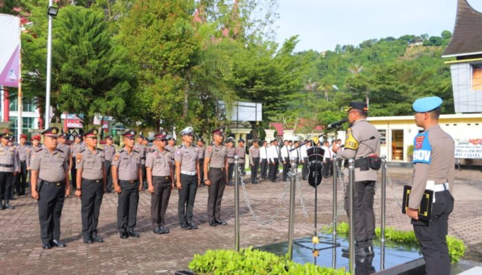 50 Personel Polres Pessel Naik Pangkat, Momentum Refleksi Akhir Tahun Pengabdian Polri