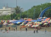 Kunjungan ke Pantai Padang Meningkat