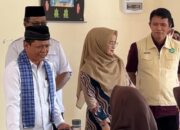Ridwan Dt. Tumbijo Serahkan Bantuan Sarana Prasarana untuk SMAN 2 Lubuk Basung