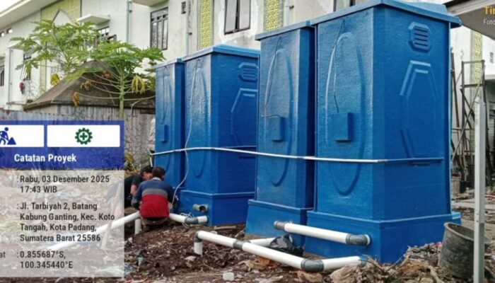 Toilet Portabel Datang bagi Santri Ponpes di Padang