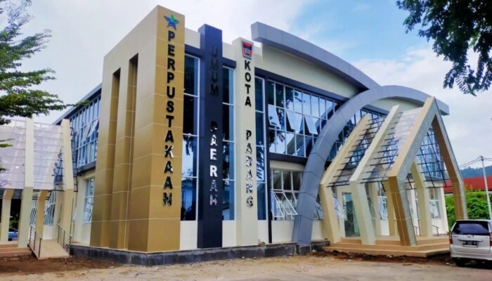 Pengawasan Kearsipan Kota Padang Raih Predikat Sangat Memuaskan