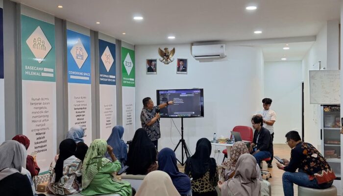 Rumah BUMN Telkom Dorong Digitalisasi UMKM Pekalongan Naik Kelas