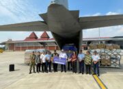 BNPB Salurkan Bantuan 40 Ton Kemenko Perekonomian untuk Korban Bencana Tiga Wilayah