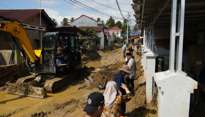 Ratusan Sivitas UNP Terdampak Banjir, Kampus Salurkan Bantuan Darurat