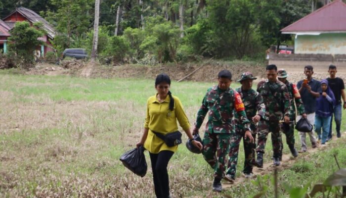 Kodim 0311/Pessel bersama Persit KCK Salurkan Bantuan untuk Korban Banjir
