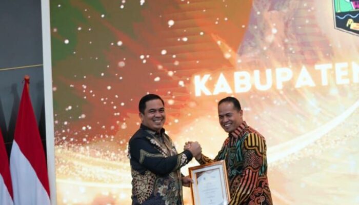 Pemkab Sijunjung Kembali Raih Penghargaan Paritrana Award 2025 Tingkat Provinsi Sumatera Barat