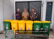 CSR PT. Semen Padang Serahkan Bantuan 6 Tong Sampah untuk SMKN 1 Baso
