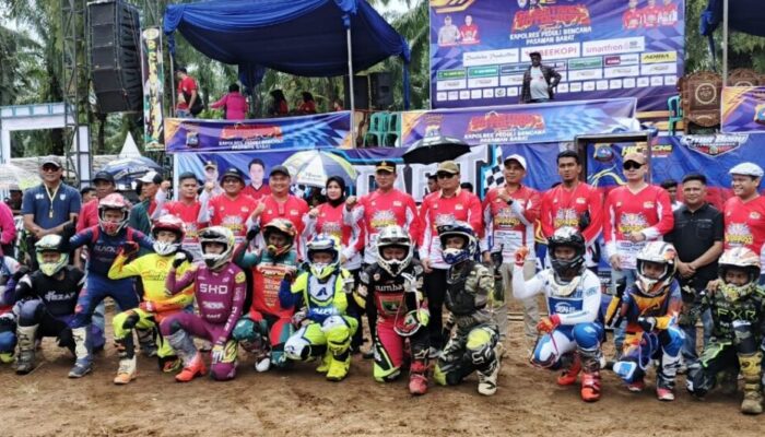 Kapolres Cup 2025 Digelar di Pasbar, Penjualan Tiket Penonton Didonasikan untuk Korban Bencana