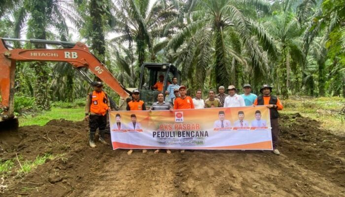 Asa Petani Jorong Talang Kuning Kembali Bersemi, PKS Pasbar Hadir Sambungkan Urat Nadi Ekonomi yang Terputus
