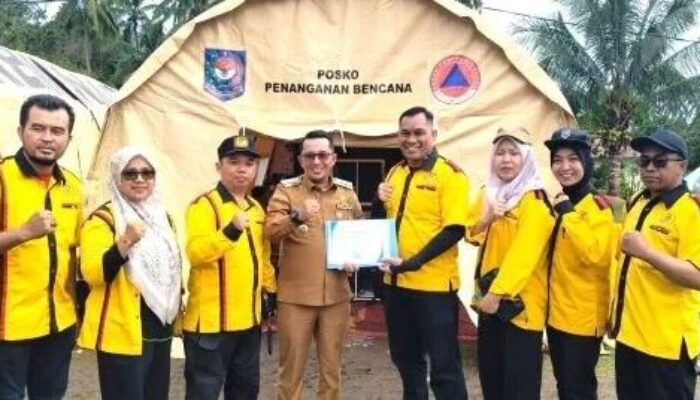 Perantau Batam dan Tembilahan Bantu Korban Bencana di Tanah Datar