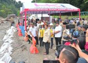 Presiden Prabowo Tinjau Langsung Jalan Nasional Putus di Lembah Anai