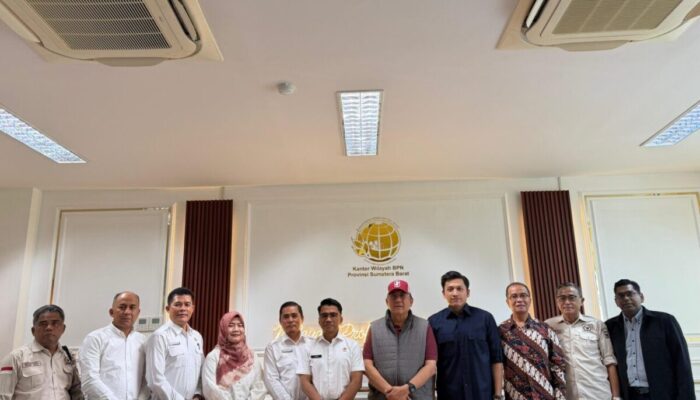 Irman Gusman Dorong Penataan RTRW dan Kolaborasi Pemulihan Pascabencana di Sumatera Barat