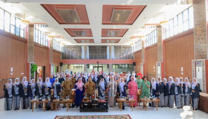 Wabup Pasaman H. Parulian Buka Muscab X IBI, Tegaskan Peran Strategis Bidan