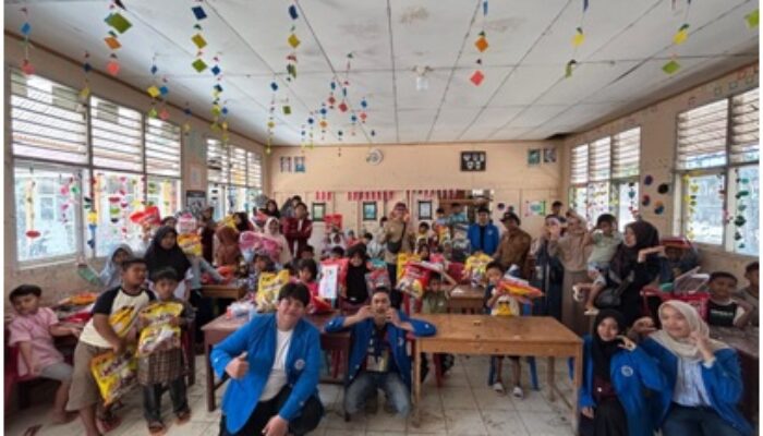 ISI Padangpanjang Sambangi Nagari Muaro Pingai, Salurkan Logistik, Teknologi Darurat, dan Lakukan Trauma Healing