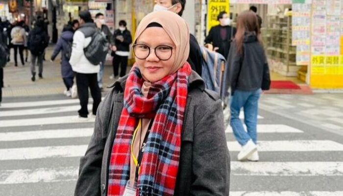 Telaah Attachment Style pada Anak dengan Ibu Bekerja