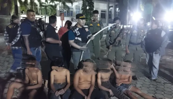 Satpol PP dan Dubalang Kota Amankan Remaja Tawuran