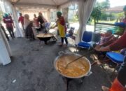 Ratusan Kilogram Rendang Disalurkan ke Wilayah Terdampak Bencana di Padang