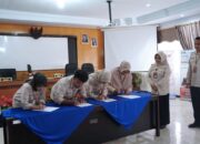 Bangun Tim Kerja yang Solid, BKKBN Sumbar Lakukan Perjanjian Kinerja dan Penandatanganan Pakta Integritas