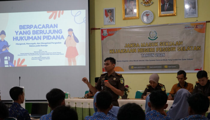 Jaksa Masuk Sekolah di SMAN 2 Painan, Ingatkan Bahaya Pacaran yang Bisa Berujung Pidana