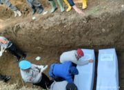 Kapolda Sumbar Pimpin Pemakaman Korban Galodo Palembayan