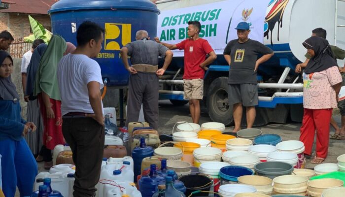 520 Ribu Liter Air Bersih Telah Disalurkan Baznas Padang untuk Warga Terdampak Kekeringan