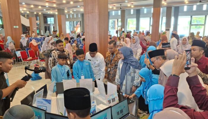 100 Siswa SD dan SMP Berbakat di Padang Ikuti Coding Competition