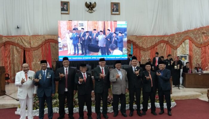 Rapat Paripurna Istimewa Memperingati HUT Pasbar Ke-22 Dihadiri Gubernur Sumbar dan tokoh penting tingkat Nasional dan Provinsi