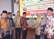 Wawako Maigus Nasir Tutup PORSEMA II MKKS SMP Negeri Kota Padang