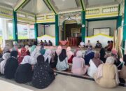 Mahasiswa KKN Unand Nagari Durian Tinggi Peringati Isra Mi’raj di Masjid Ar Rahman